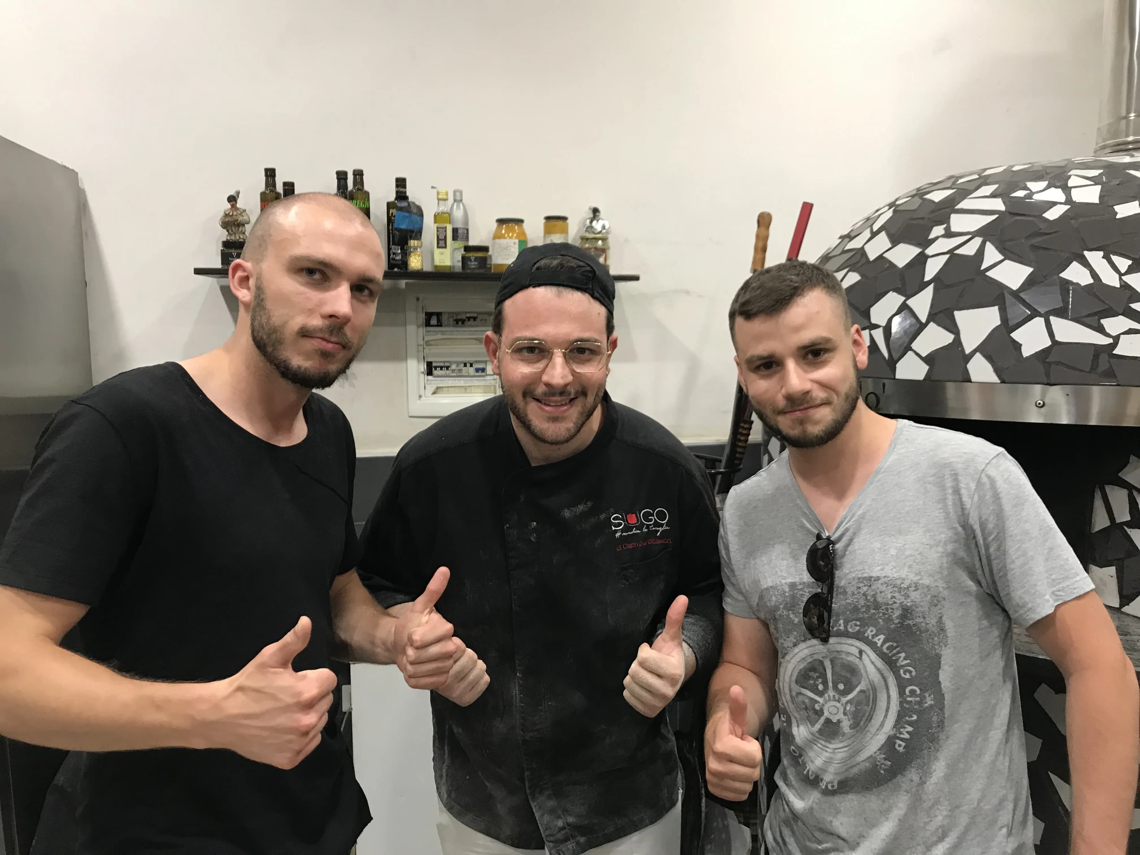 Pamiątkowe zdjęcie z pizzaiolo